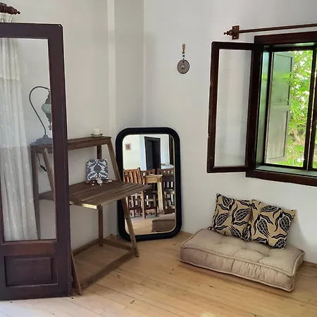Mulberry House Tatil Evi *