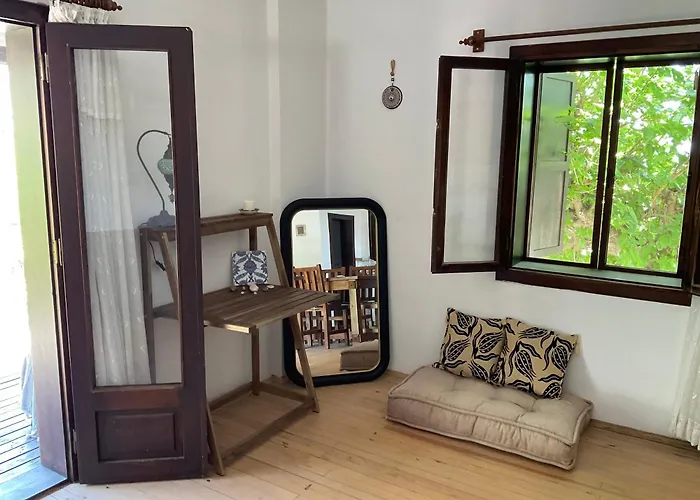 Mulberry House Tatil Evi *