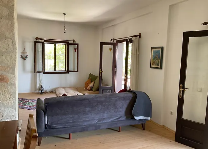 Mulberry House Tatil Evi