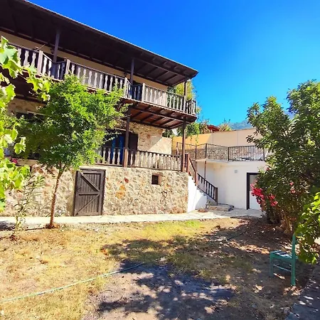 Mulberry House بيت للعطل *